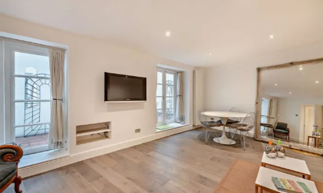 Недвижимость Brompton Square, Chelsea: 11