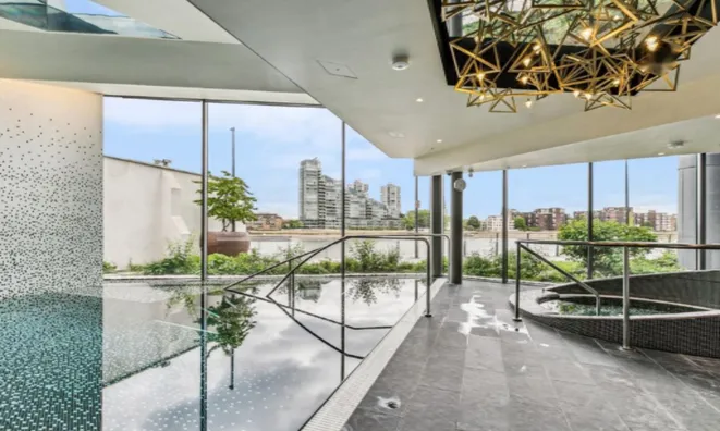 Недвижимость Waterfront Drive: 8