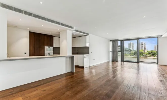 Недвижимость Waterfront Drive: 10