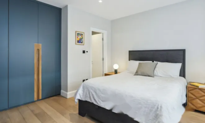 Недвижимость Cathcart Road: 1