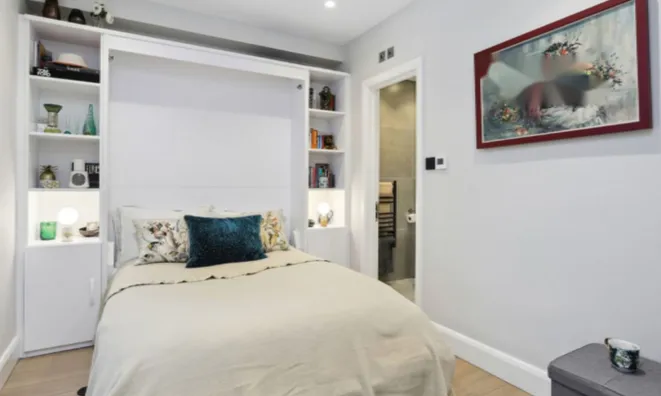 Недвижимость Cathcart Road: 4