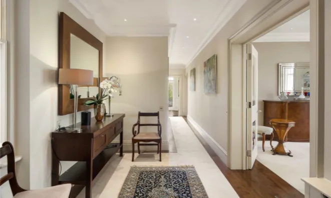 Недвижимость Burton Court, Franklins Row: 13