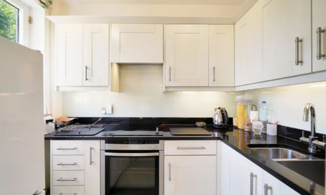 Недвижимость Milmans Street: 12