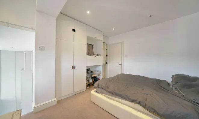 Недвижимость Barker Street: 2