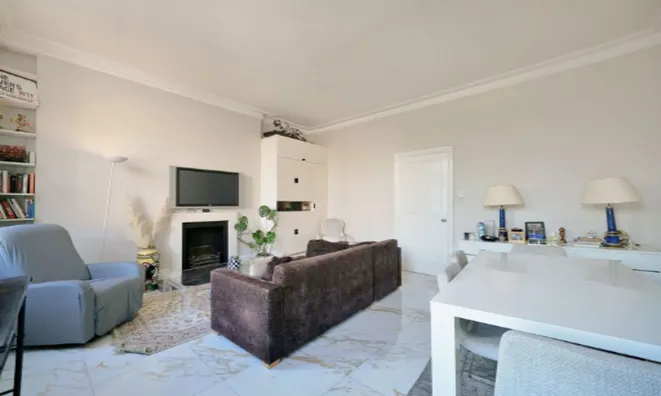 Недвижимость Barker Street: 9