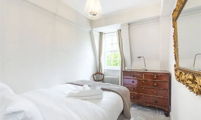 Недвижимость Pelham Court, 145 Fulham Road: 3