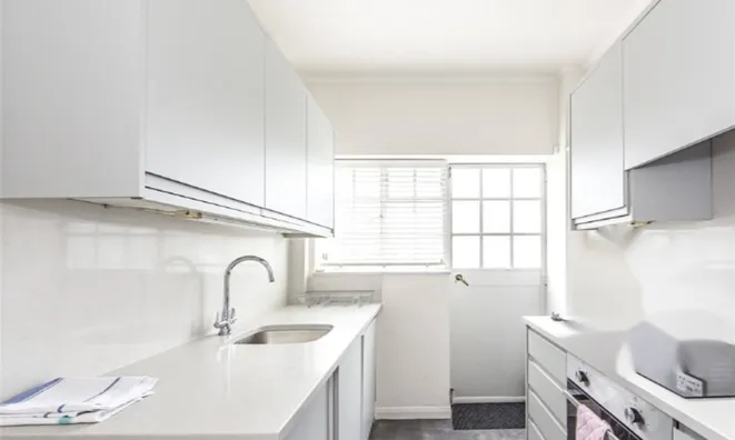 Недвижимость Pelham Court, 145 Fulham Road: 10