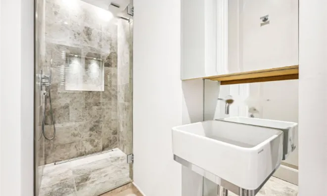 Недвижимость Egerton Gardens: 4