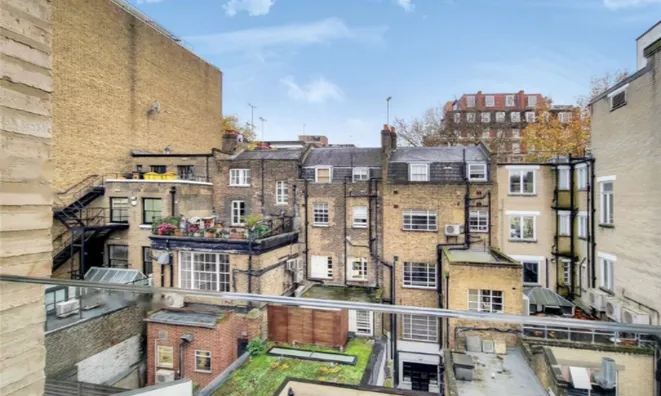 Недвижимость Cheval Place: 6