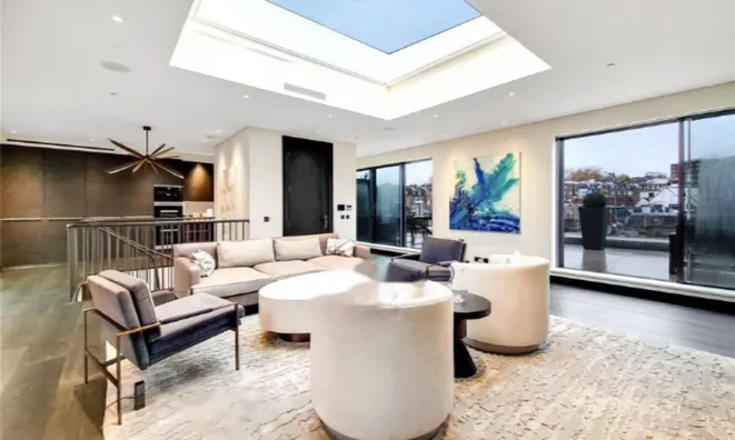 Недвижимость Cheval Place: 7