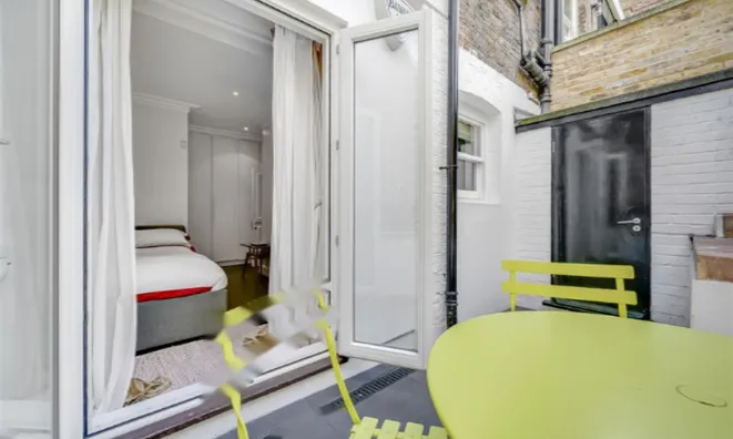 Недвижимость Cathcart Road: 6