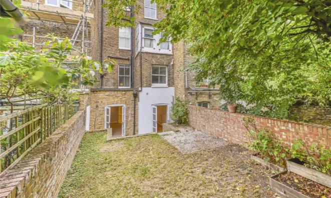 Недвижимость Finborough Road: 6