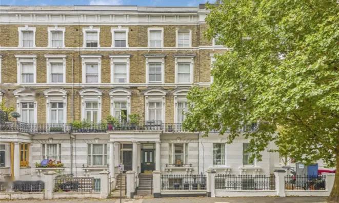 Недвижимость Finborough Road: 9