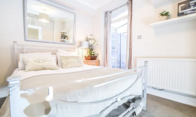 Недвижимость Finborough Road: 9