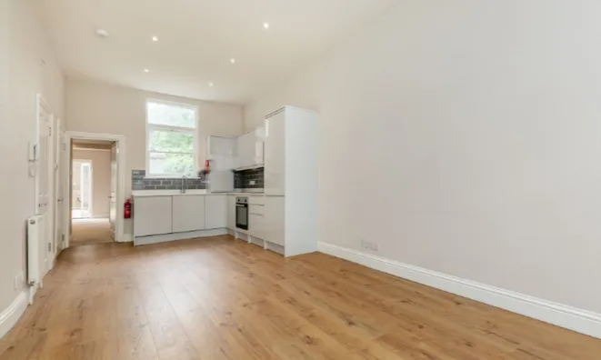 Недвижимость Ifield Road: 1