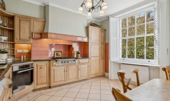 Недвижимость Bury Walk: 13