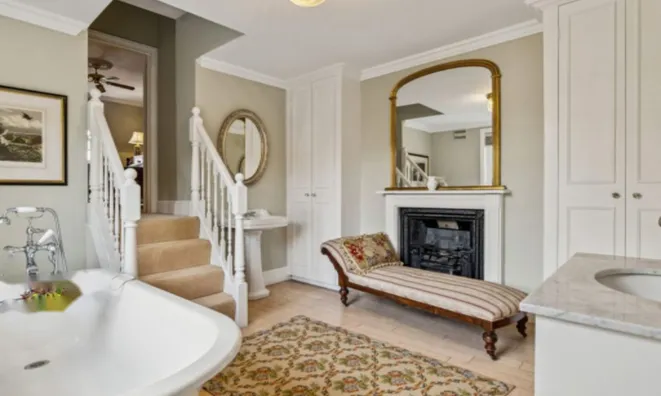 Недвижимость Bury Walk: 14