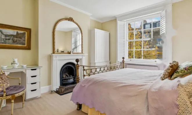 Недвижимость Bury Walk: 15