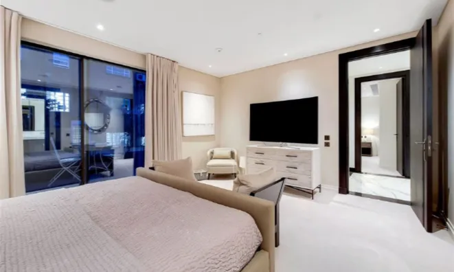 Недвижимость Cheval Place: 2