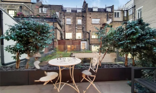 Недвижимость Cheval Place: 9