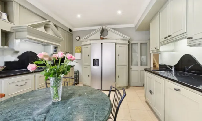 Недвижимость Cheyne Gardens: 6