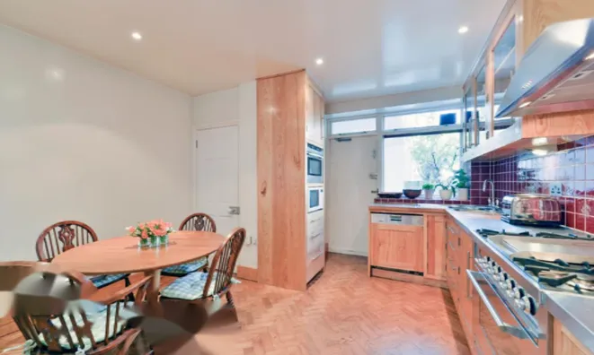 Недвижимость Elm Park Road: 10