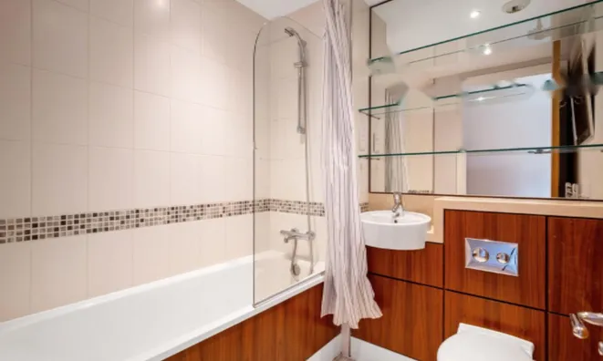 Недвижимость Fulham Road: 2