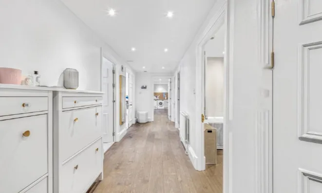 Недвижимость Carlyle Court, Chelsea Harbour: 3