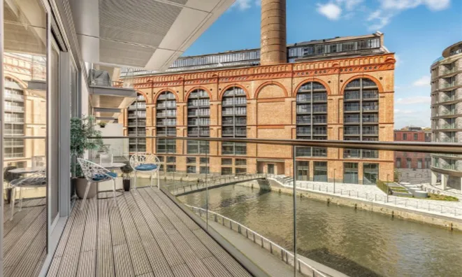 Недвижимость Compton House, Waterfront Drive: 6