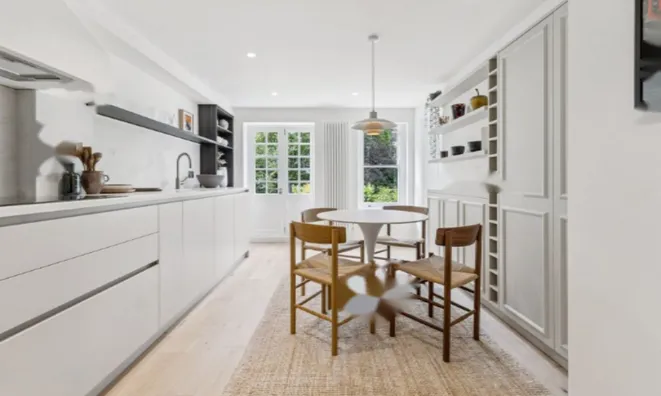 Недвижимость Evelyn Gardens, South Kensington: 8