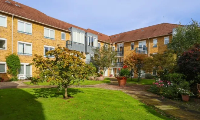 Недвижимость Milmans Street: 17