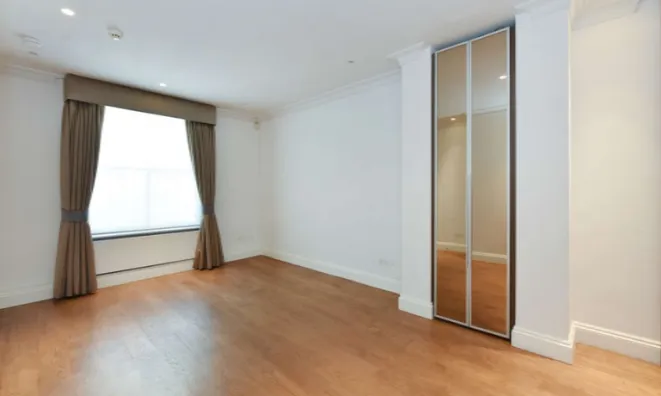 Недвижимость Cathcart Road: 4