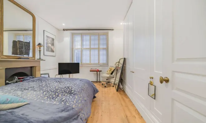 Недвижимость Roland Gardens, South Kensington: 1