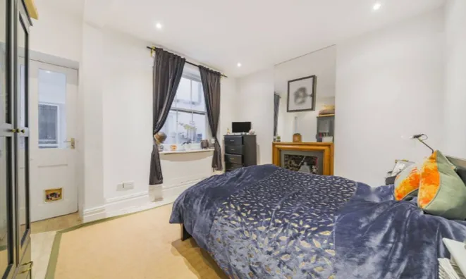 Недвижимость Roland Gardens, South Kensington: 4