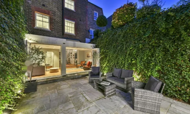 Недвижимость Old Church Street: 11