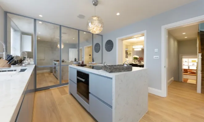 Недвижимость Old Church Street: 12