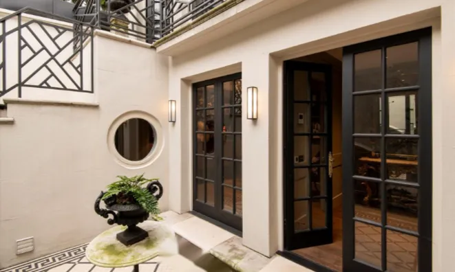 Недвижимость Redcliffe Square: 6