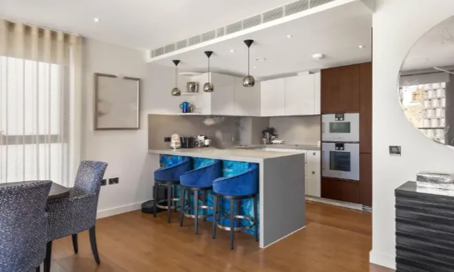 Недвижимость Compton House, Waterfront Drive, Chelsea: 2