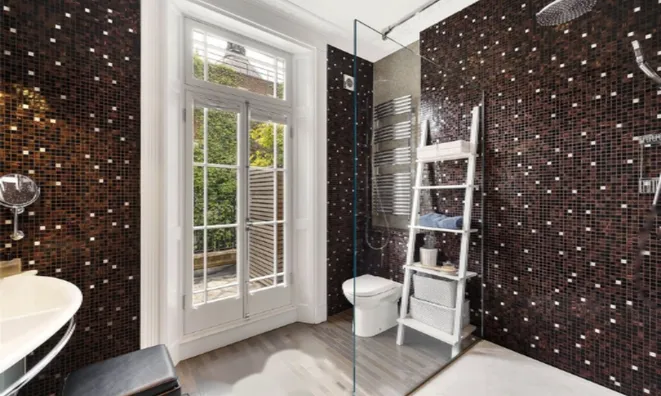 Недвижимость Brompton Square: 3