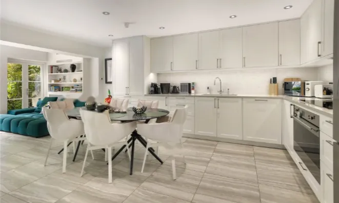 Недвижимость Brompton Square: 8