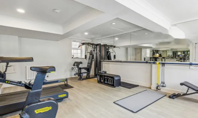 Недвижимость Elystan Street: 3