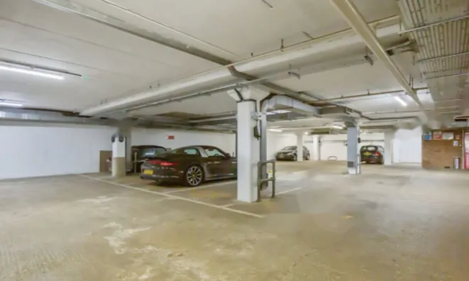 Недвижимость Elystan Street: 5