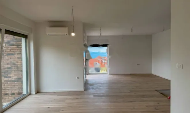 Недвижимость Четырехкомнатная квартира в Волоско: 17