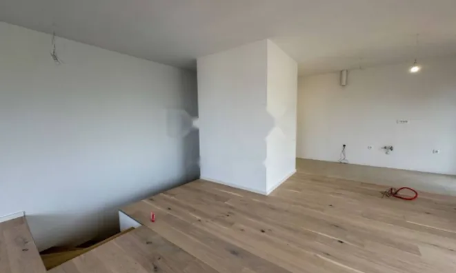 Недвижимость Четырехкомнатная квартира в Волоско: 22