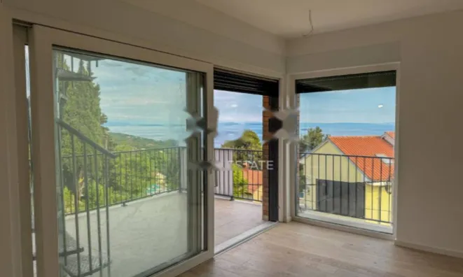 Недвижимость Четырехкомнатная квартира в Волоско: 25