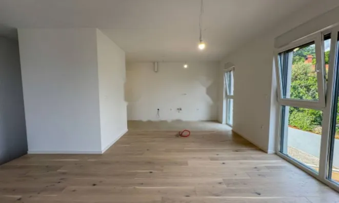 Недвижимость Четырёхкомнатная квартира в Опатии: 21