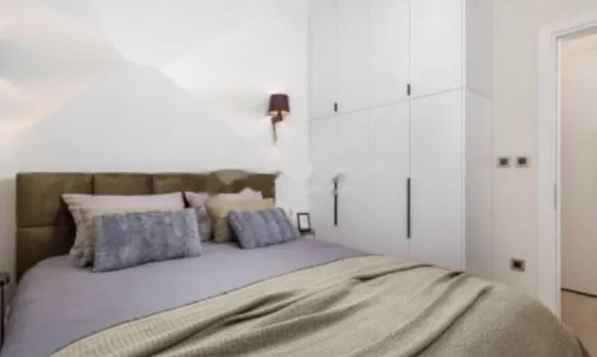 Недвижимость Трёхкомнатная квартира Центр: 6