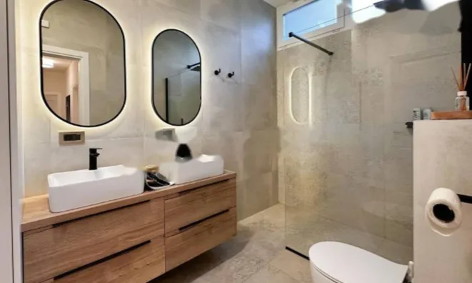 Недвижимость Трёхкомнатная квартира Центр: 7