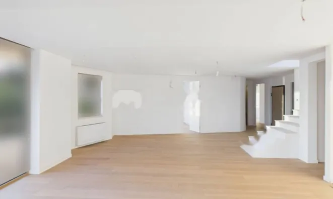 Недвижимость Четырехкомнатный центр Опатии: 4