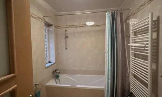 Недвижимость Четырехкомнатная квартира Центр: 11